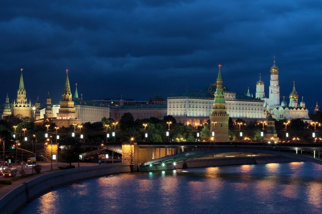 moscow, night, russia-2259724.jpg